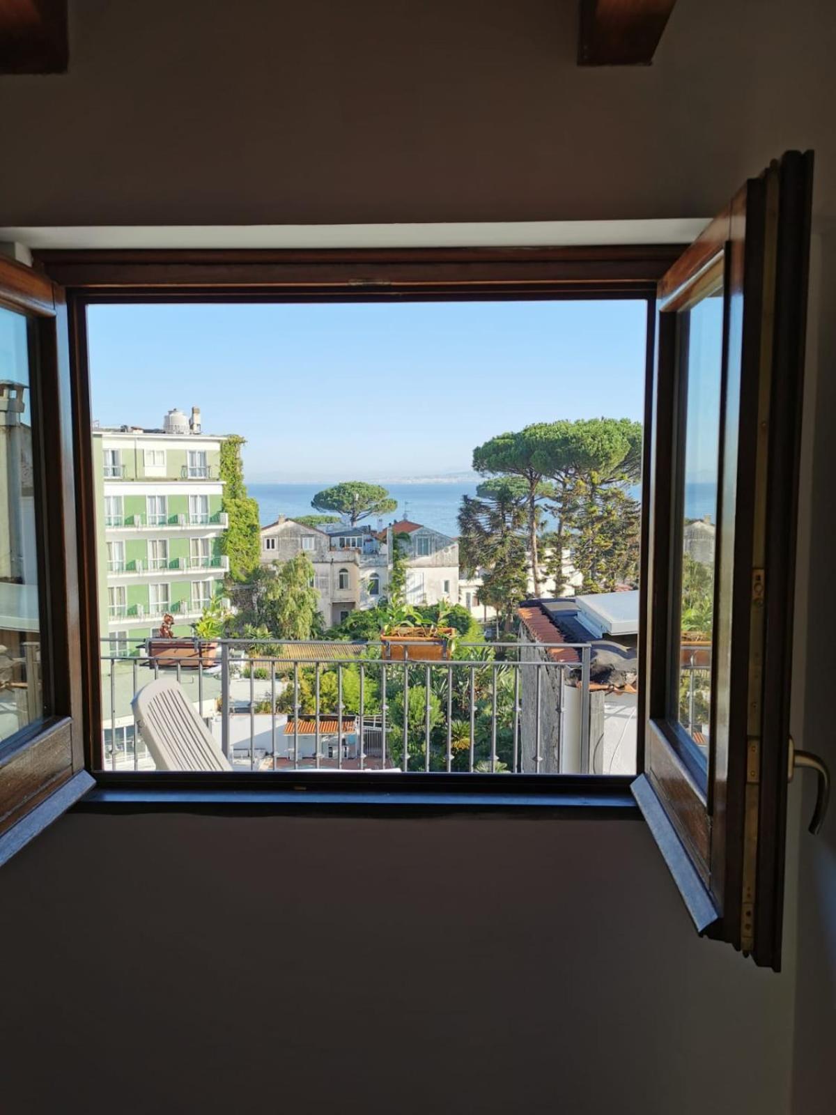 Rossy House Sorrento Apartment Bilik gambar